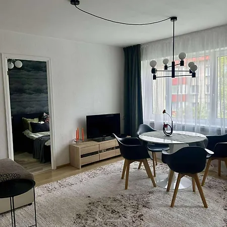 Apartamento Your Place In - Newly Renovated!